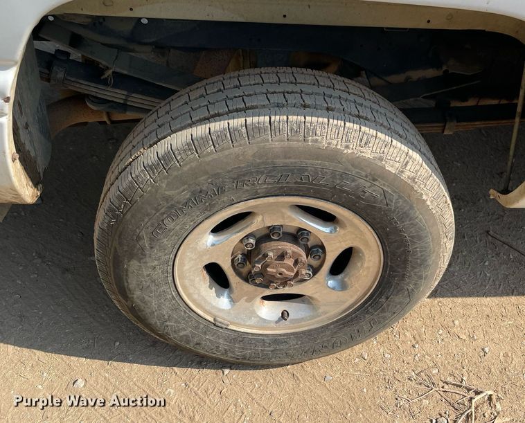 image for item NT9534 2002 Dodge Ram 2500  Quad Cab pickup truck