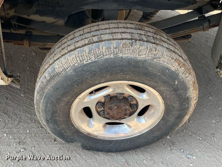 image for item NT9534 2002 Dodge Ram 2500  Quad Cab pickup truck