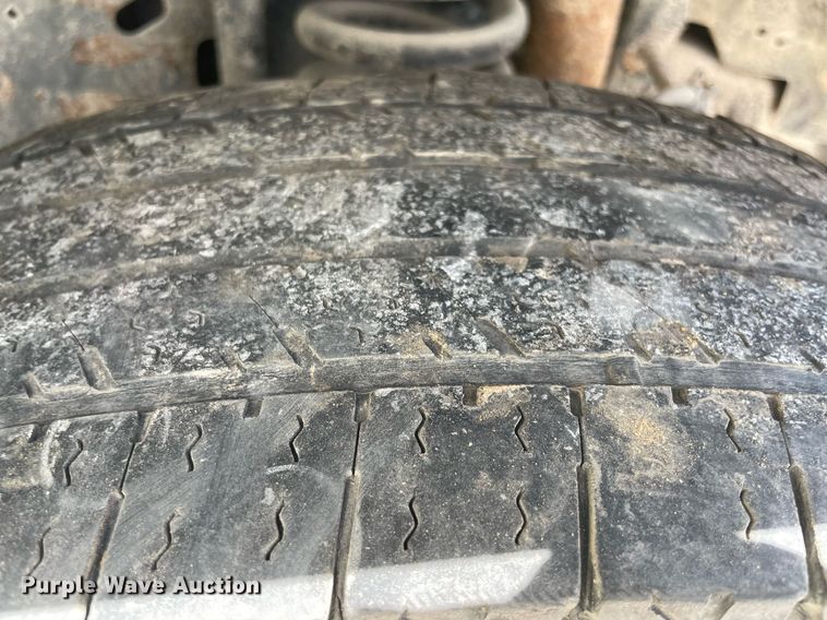 image for item NT9536 2002  Ford F250 Super Duty  SuperCab pickup truck