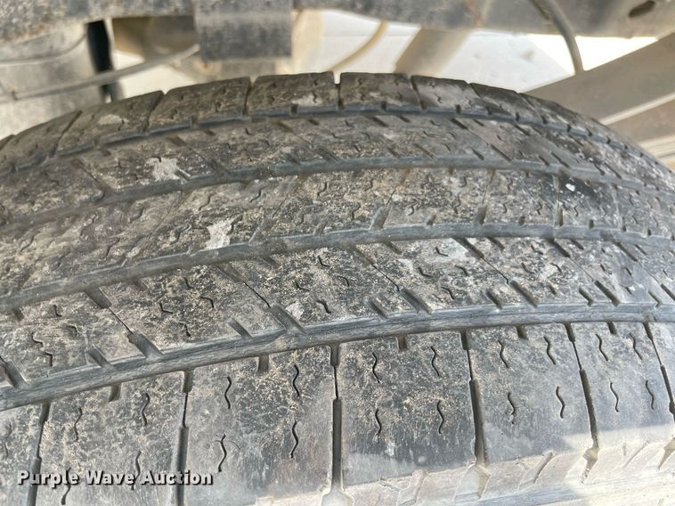 image for item NT9536 2002  Ford F250 Super Duty  SuperCab pickup truck