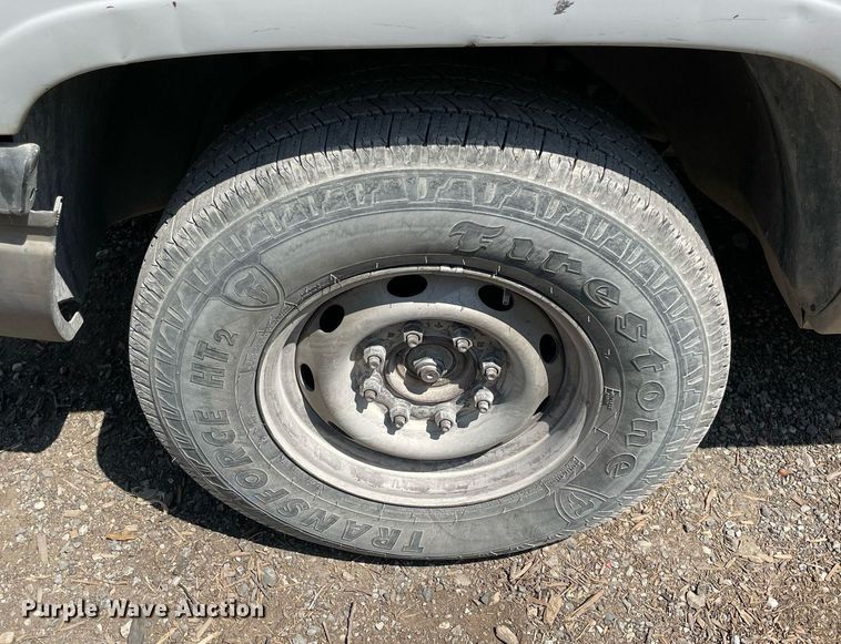 image for item NT9537 2002 Dodge Ram 2500  Quad Cab pickup truck