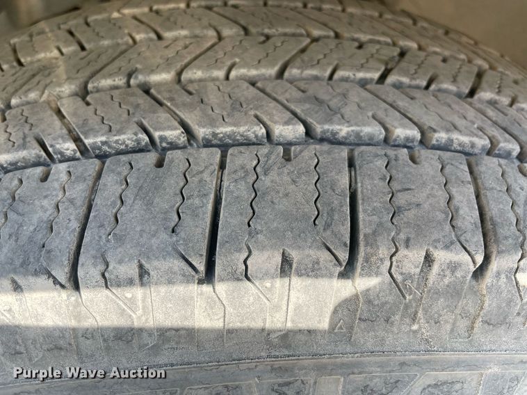 image for item NT9537 2002 Dodge Ram 2500  Quad Cab pickup truck