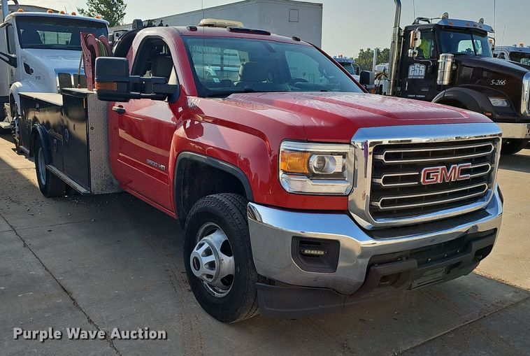 image for item NT9955 2015 GMC Sierra 3500HD  utility bed pickup truck