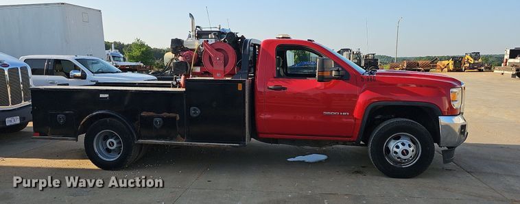 image for item NT9955 2015 GMC Sierra 3500HD  utility bed pickup truck