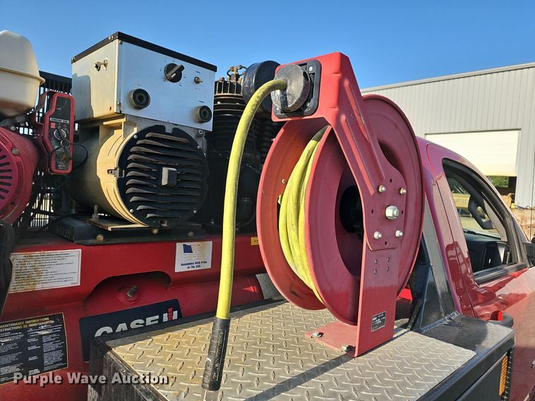 image for item NT9955 2015 GMC Sierra 3500HD  utility bed pickup truck