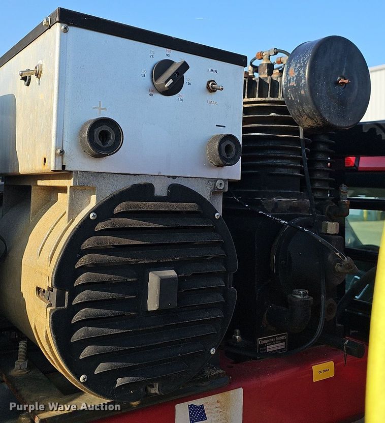 image for item NT9955 2015 GMC Sierra 3500HD  utility bed pickup truck