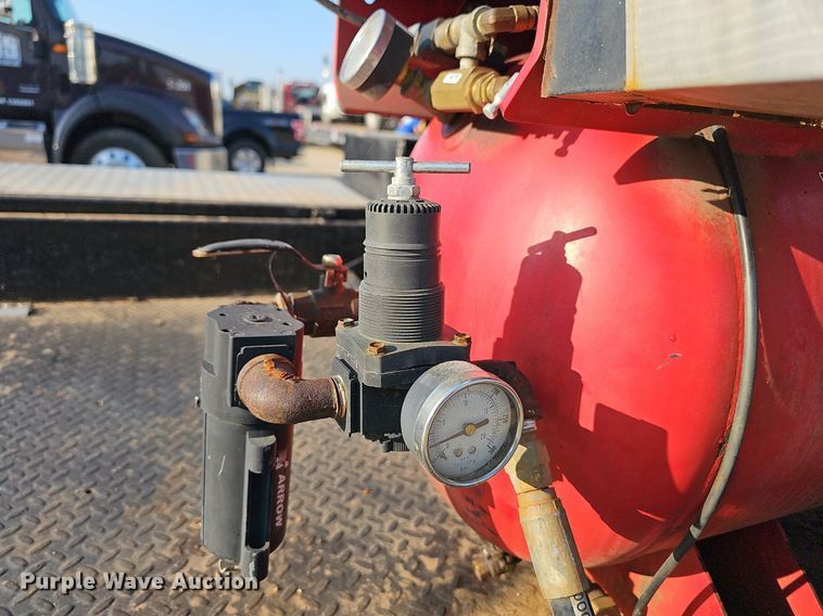 image for item NT9955 2015 GMC Sierra 3500HD  utility bed pickup truck