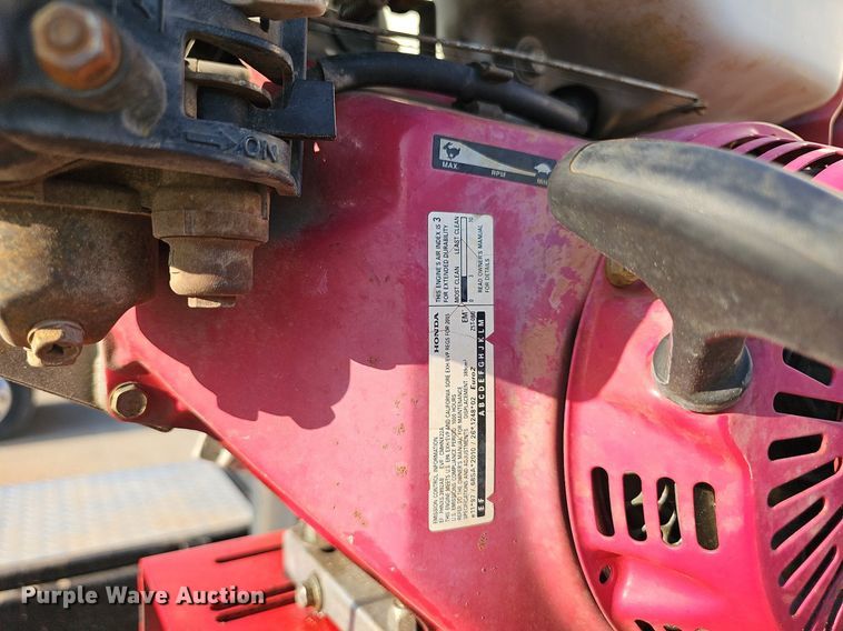 image for item NT9955 2015 GMC Sierra 3500HD  utility bed pickup truck