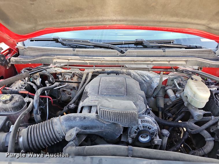 image for item NT9955 2015 GMC Sierra 3500HD  utility bed pickup truck