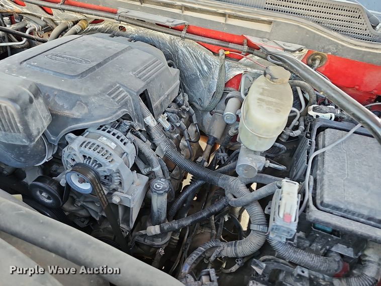 image for item NT9955 2015 GMC Sierra 3500HD  utility bed pickup truck