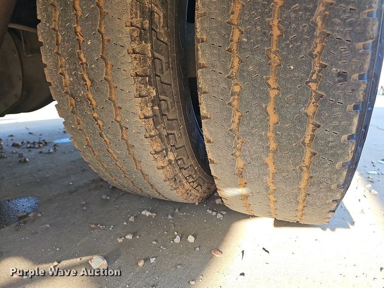 image for item NT9955 2015 GMC Sierra 3500HD  utility bed pickup truck