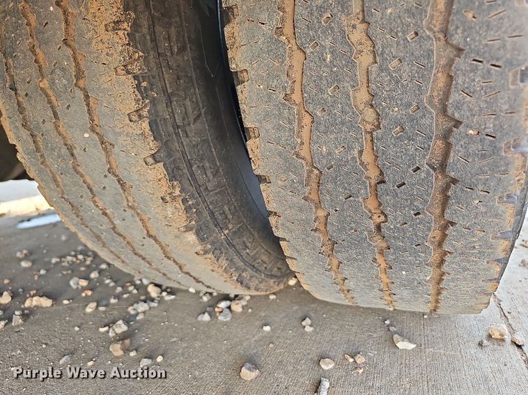 image for item NT9955 2015 GMC Sierra 3500HD  utility bed pickup truck