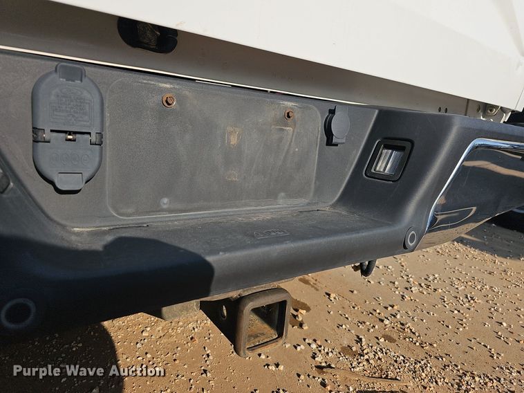 image for item NT9956 2017 Ford F150 Lariat  SuperCrew pickup truck