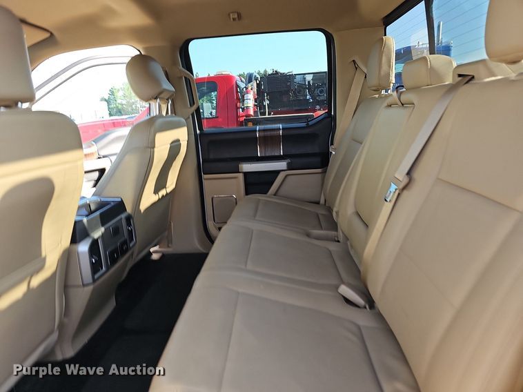 image for item NT9956 2017 Ford F150 Lariat  SuperCrew pickup truck