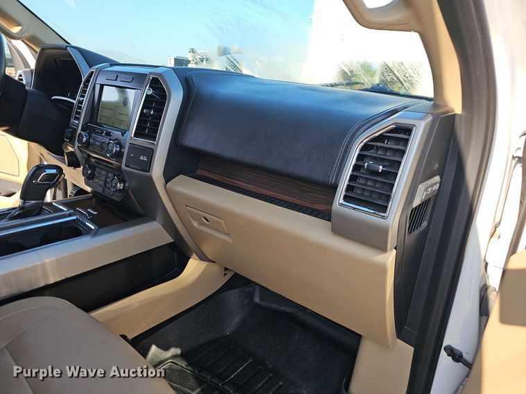 image for item NT9956 2017 Ford F150 Lariat  SuperCrew pickup truck