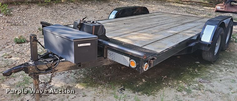 image for item NT9976 2000 Parker  utility trailer