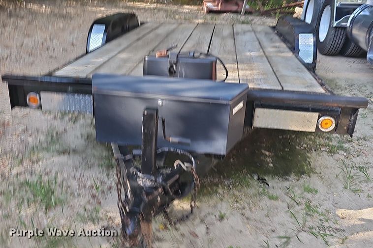image for item NT9976 2000 Parker  utility trailer