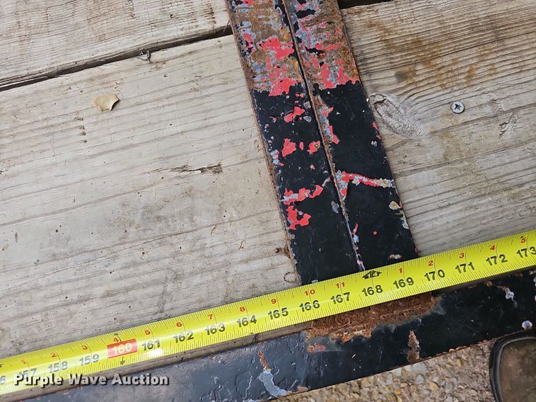 image for item NT9976 2000 Parker  utility trailer