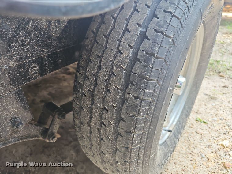 image for item NT9976 2000 Parker  utility trailer