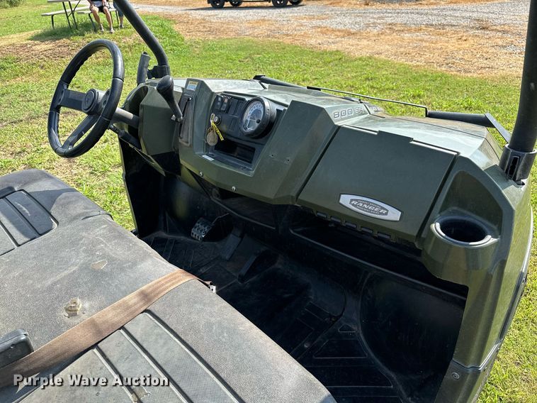 image for item OC9136 2011 Polaris Ranger 800 XP  utility vehicle