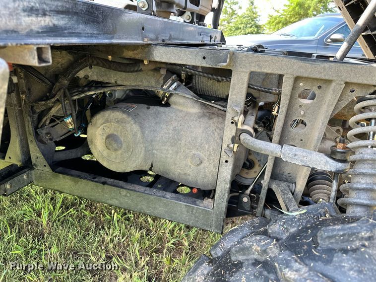 image for item OC9136 2011 Polaris Ranger 800 XP  utility vehicle
