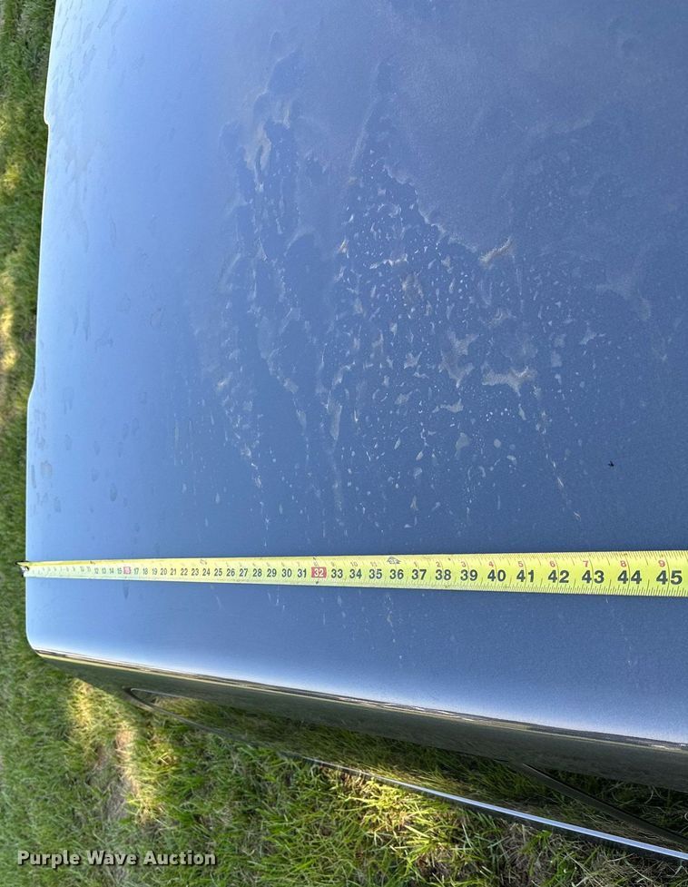 image for item OC9140 Leer 100 XL  pickup truck topper