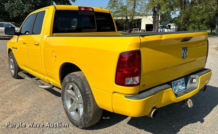 image for item OC9145 2009 Dodge Ram 1500  Quad Cab pickup truck