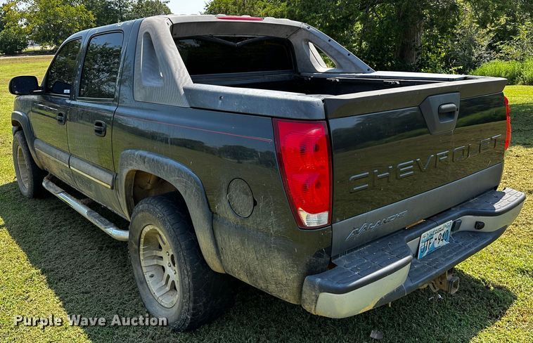 image for item OC9149 2003  Chevrolet Avalanche  Crew Cab pickup truck
