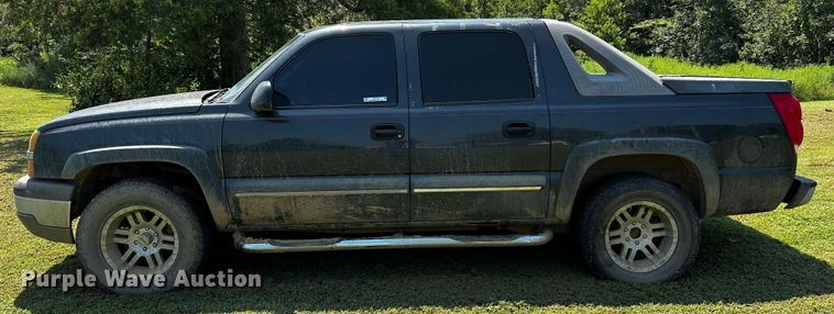 image for item OC9149 2003  Chevrolet Avalanche  Crew Cab pickup truck