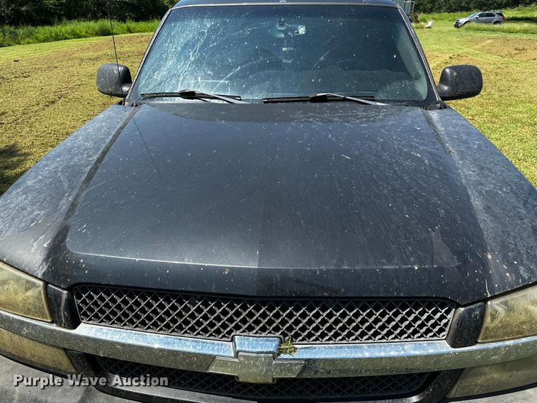 image for item OC9149 2003  Chevrolet Avalanche  Crew Cab pickup truck