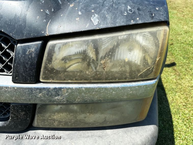 image for item OC9149 2003  Chevrolet Avalanche  Crew Cab pickup truck