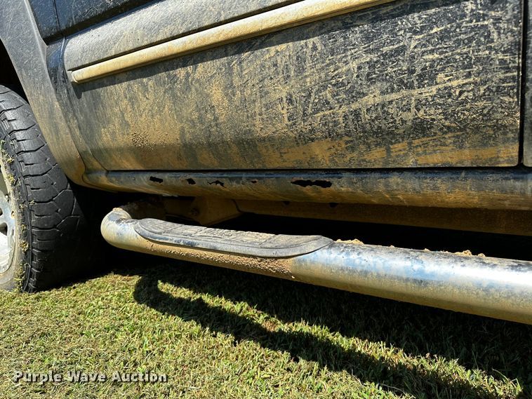 image for item OC9149 2003  Chevrolet Avalanche  Crew Cab pickup truck