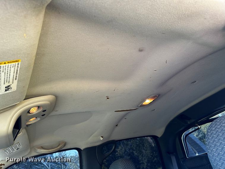 image for item OC9149 2003  Chevrolet Avalanche  Crew Cab pickup truck