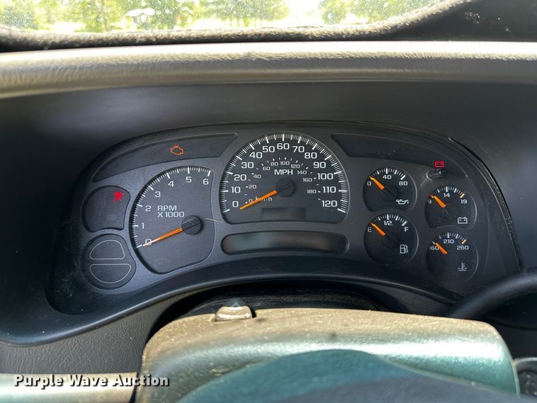 image for item OC9149 2003  Chevrolet Avalanche  Crew Cab pickup truck