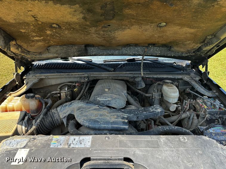 image for item OC9149 2003  Chevrolet Avalanche  Crew Cab pickup truck