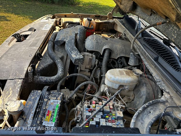 image for item OC9149 2003  Chevrolet Avalanche  Crew Cab pickup truck