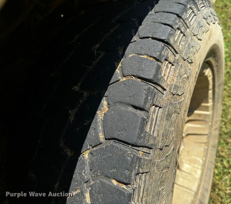 image for item OC9149 2003  Chevrolet Avalanche  Crew Cab pickup truck