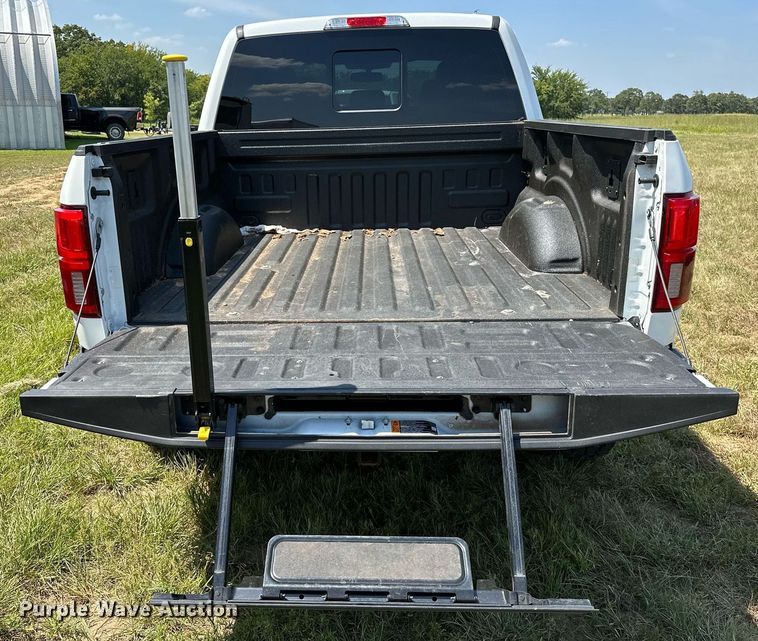 image for item OC9168 2020 Ford F150 Platinum  SuperCrew pickup truck