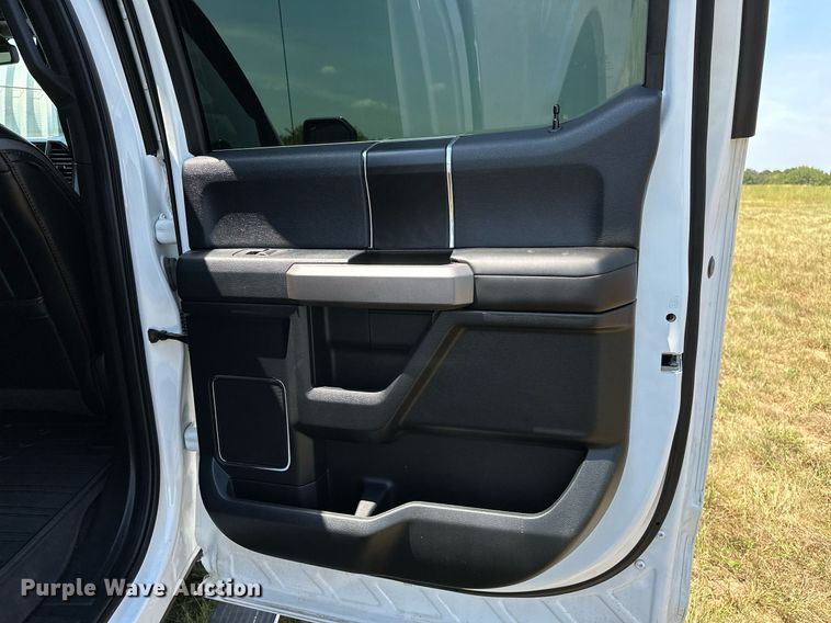 image for item OC9168 2020 Ford F150 Platinum  SuperCrew pickup truck