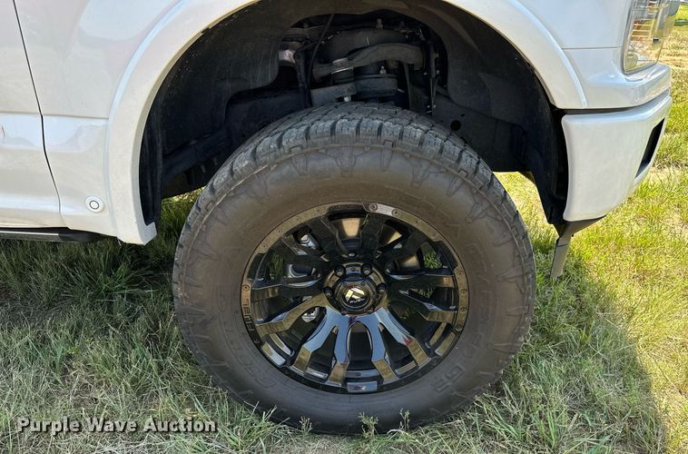 image for item OC9168 2020 Ford F150 Platinum  SuperCrew pickup truck