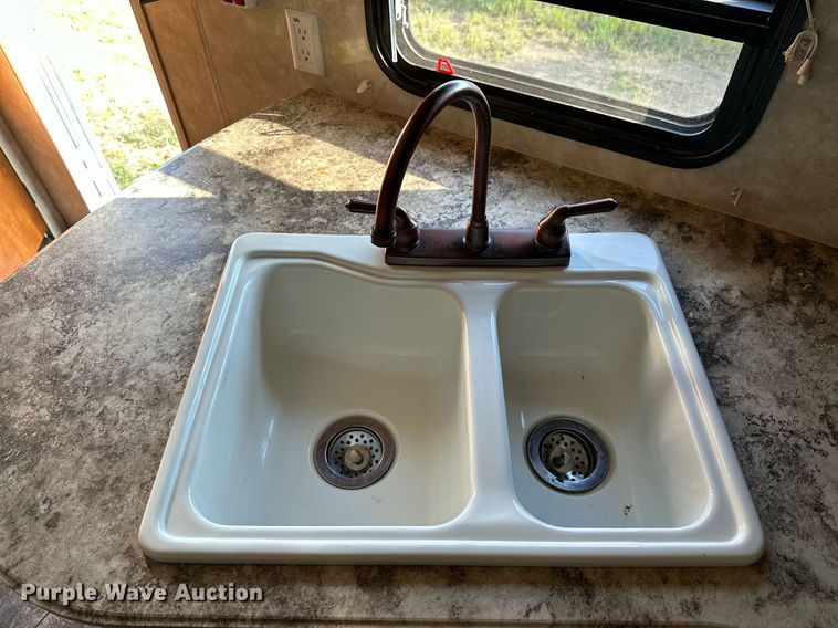 image for item OC9171 2014 Forest River Coachmen Catalina Santara  camper