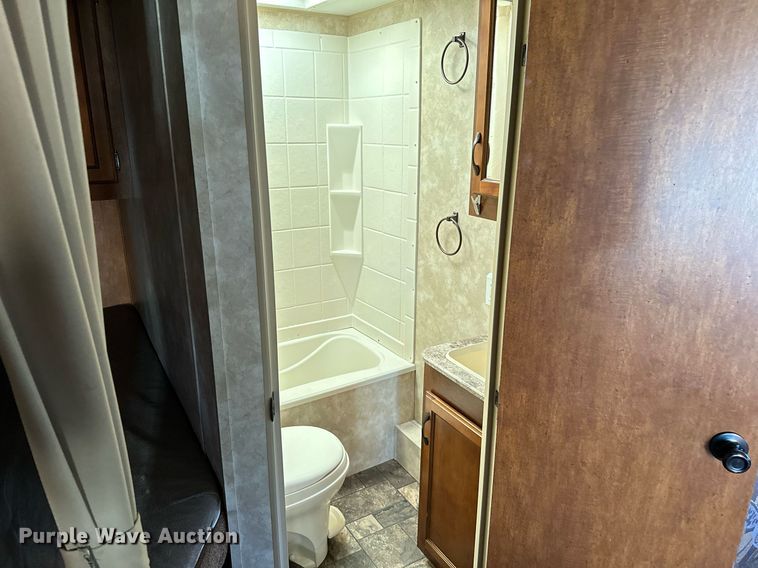 image for item OC9171 2014 Forest River Coachmen Catalina Santara  camper