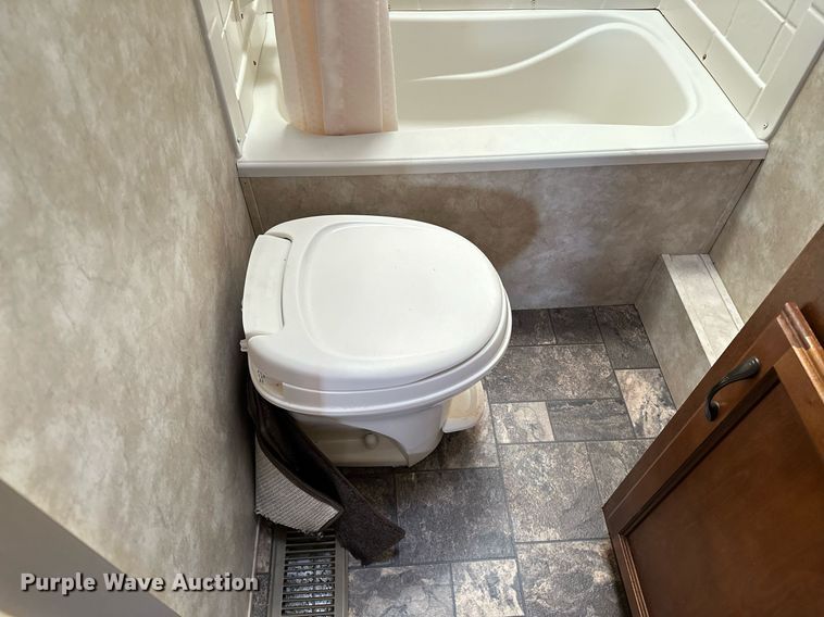 image for item OC9171 2014 Forest River Coachmen Catalina Santara  camper