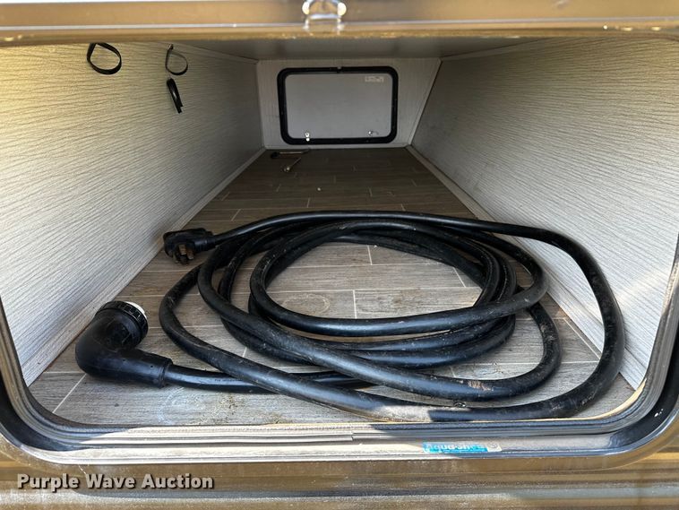 image for item OC9172 2020 Heartland Trail Runner  camper