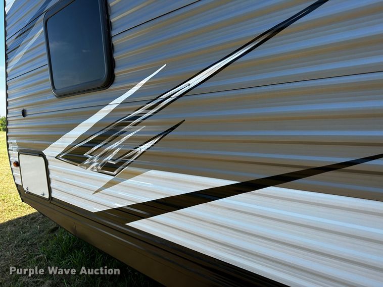 image for item OC9172 2020 Heartland Trail Runner  camper