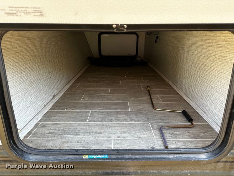 image for item OC9172 2020 Heartland Trail Runner  camper