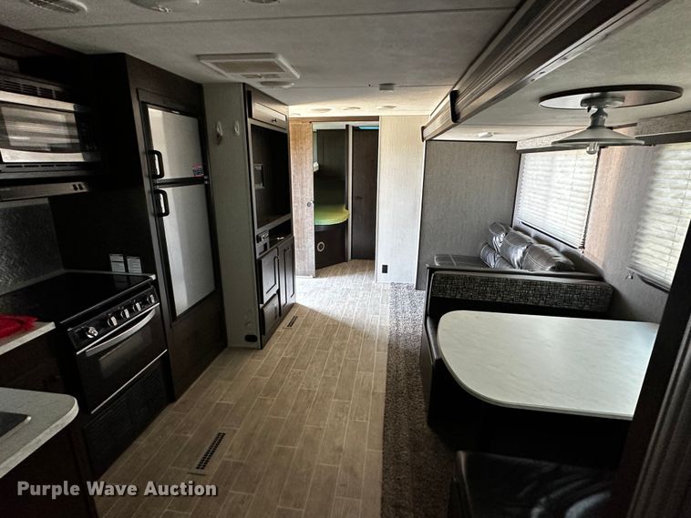 image for item OC9172 2020 Heartland Trail Runner  camper