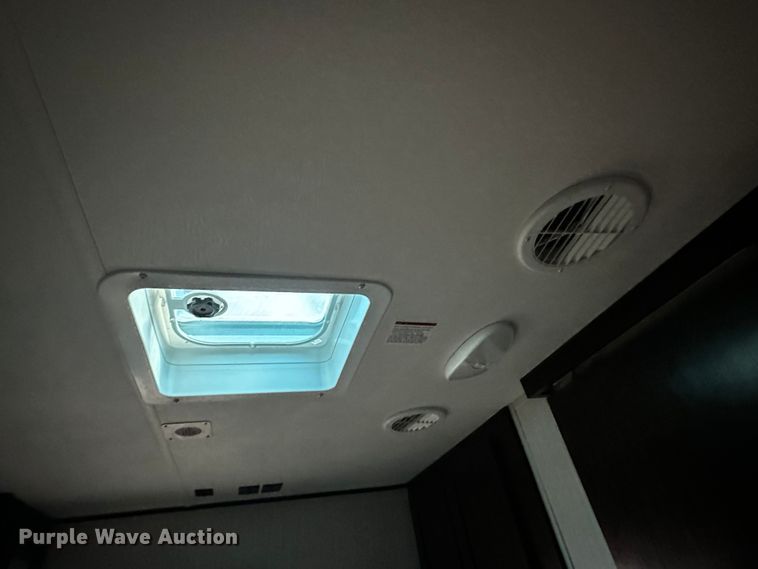 image for item OC9172 2020 Heartland Trail Runner  camper