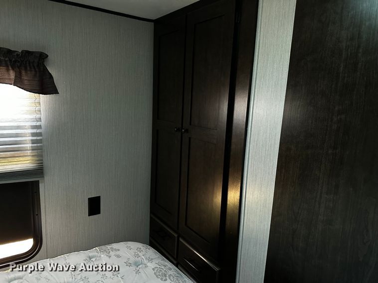 image for item OC9172 2020 Heartland Trail Runner  camper