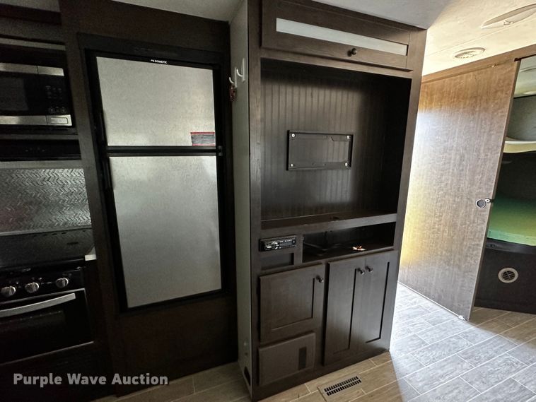 image for item OC9172 2020 Heartland Trail Runner  camper